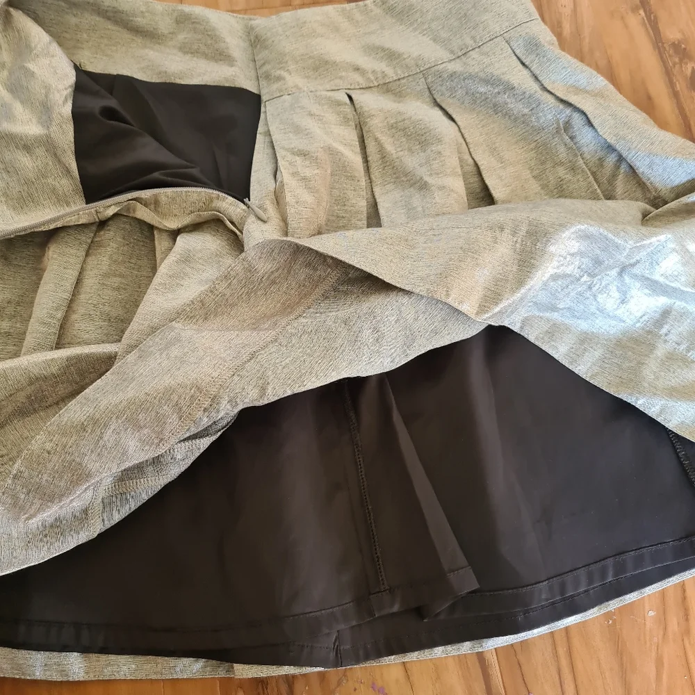 REVIEW Grey Silver Glitter 12 Plaid Pleated Quilted Fit Flare Mini School Skirts - Picture 4 of 5